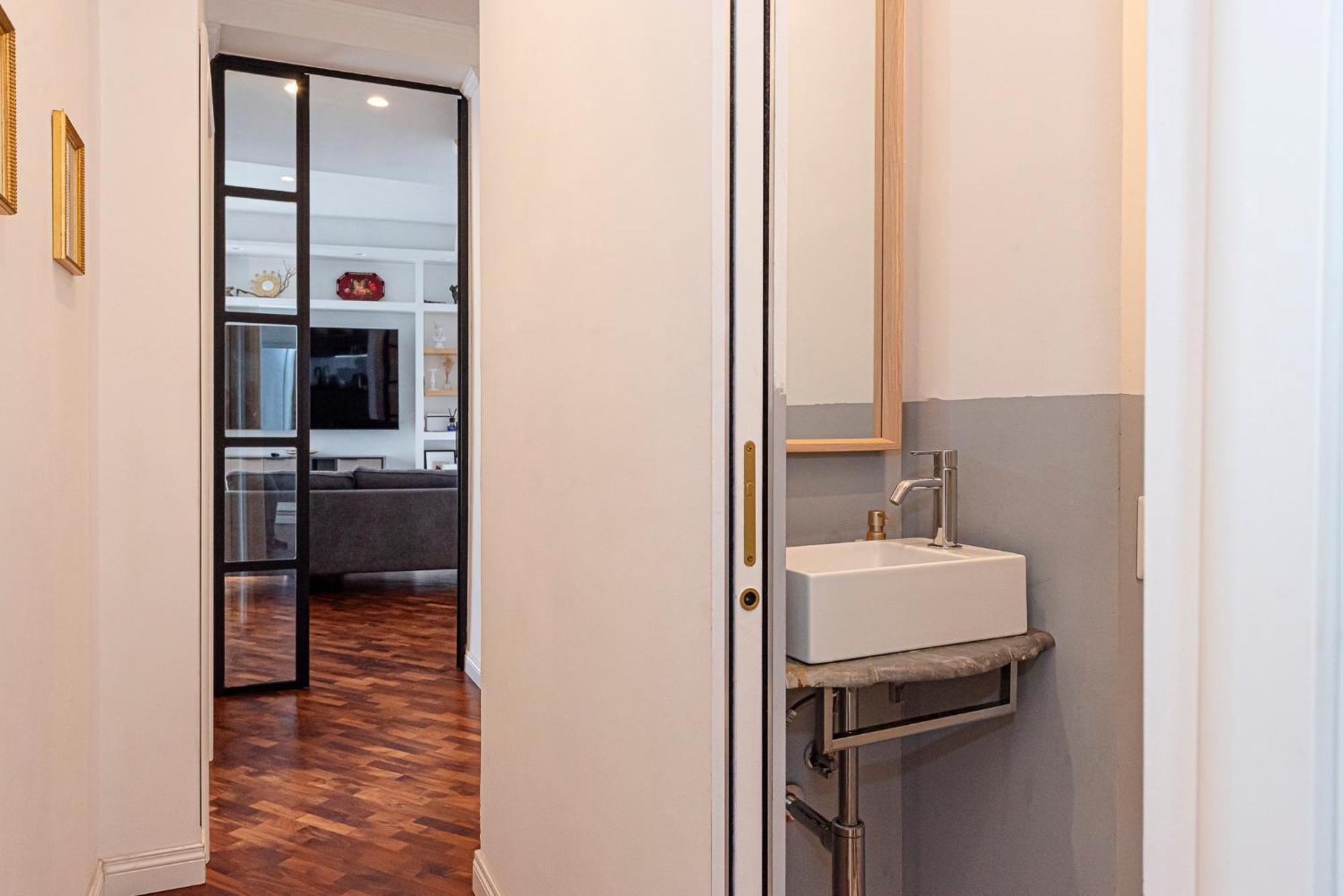 Bright And Cozy Near The Vatican Appartement